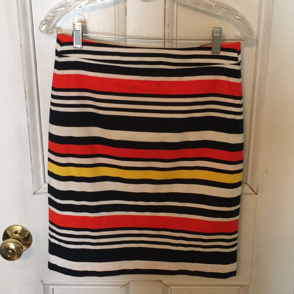 NWOT stylish striped Banana Republic pencil skirt